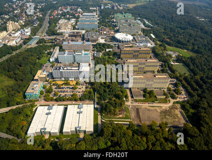 Vista aerea, strofinare, Università della Ruhr di Bochum su BioMedizinZentrum, Bochum, regione della Ruhr, Renania settentrionale-Vestfalia, Germania, Europa Foto Stock