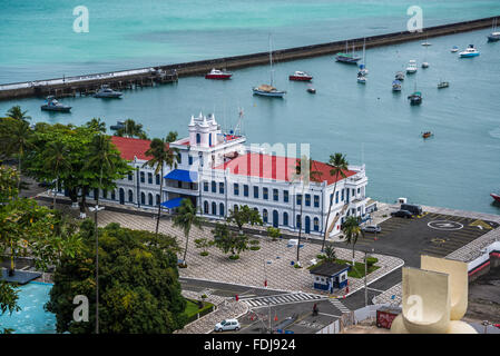 Vista panoramica della città bassa dal Elevador Lacerda, Salvador, Bahia, Brasile Foto Stock