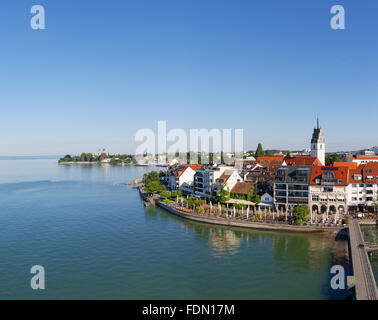 Hofen chiesa abbaziale e la chiesa di San Nicola, il lago di Costanza, vista da Moleturm, Friedrichshafen, Alta Svevia Foto Stock