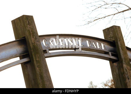 Ingresso al Parco di Carlisle, Morpeth, Northumberland Foto Stock