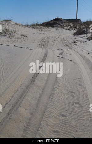 Sandy beach road Foto Stock