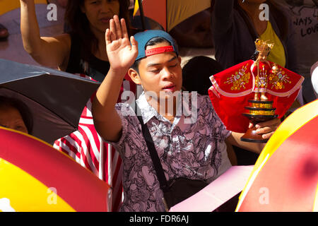 Cebu City, Filippine 08/01/2016. Cattolica romana la Messa solenne nella Basilica Minore del St.Nino il secondo giorno di Sinulog Foto Stock