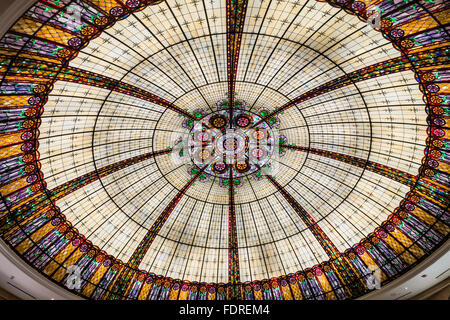 Soffitto in vetro colorato nella Parigi del casino Las Vegas, Nevada, STATI UNITI D'AMERICA Foto Stock