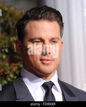 Westwood, California, Stati Uniti d'America. Il 1° febbraio 2016. Channing Tatum arriva per la premiere del film 'Hail, Cesare" presso il Villaggio del teatro. Credito: Lisa O'Connor/ZUMA filo/Alamy Live News Foto Stock