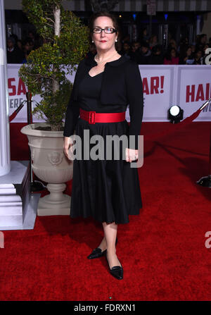 Westwood, California, Stati Uniti d'America. Il 1° febbraio 2016. Jillian Armenante arriva per la premiere del film 'Hail, Cesare" presso il Villaggio del teatro. Credito: Lisa O'Connor/ZUMA filo/Alamy Live News Foto Stock