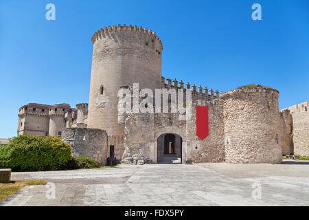 Ingresso al castello di Cuellar, provincia di Segovia Castiglia e Leon, Spagna Foto Stock