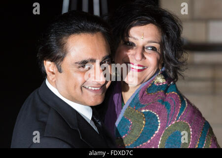 Londra, Regno Unito. 2 febbraio 2016. Attori Sanjeev Bhaskar OBE e Meera Syal. Tappeto rosso arrivi per il British Asian Trust cena annuale presso il Museo di Storia Naturale. Credito: Immagini vibranti/Alamy Live News Foto Stock