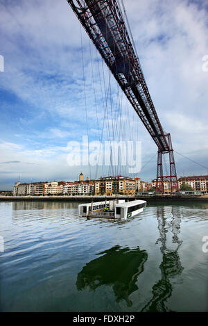 Il Ponte di Vizcaya (noto come 'Puente Colgante' - 'ponte sospeso'), si connette dal 1893 due sobborghi di Bilbao, Portugalete & Getxo Foto Stock