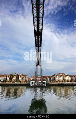 Il Ponte di Vizcaya (noto come 'Puente Colgante' - 'ponte sospeso'), si connette dal 1893 due sobborghi di Bilbao, Portugalete & Getxo Foto Stock