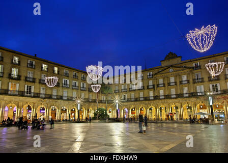 Plaza Nueva ("nuova piazza') nel Casco Viejo, la parte vecchia di Bilbao, Paese Basco (Pais Vasco), Spagna. Foto Stock