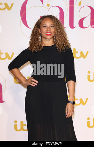 Londra, UK, 19 Nov 2015: Angela Griffin assiste il Gala di ITV al London Palladium di Londra Foto Stock