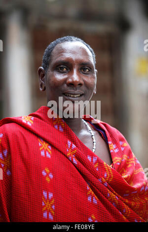 Città Stoun, Zanzibar - Gennaio 10, 2016: Masai sono un nilotica gruppo etnico di semi-nomadi che popolano il Kenya meridionale Foto Stock