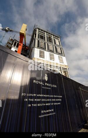 Costruzione di Royal Pavilion, lavori di costruzione sulla regina madre quadrato al Poundbury, Dorset, Gran Bretagna, Regno Unito Foto Stock