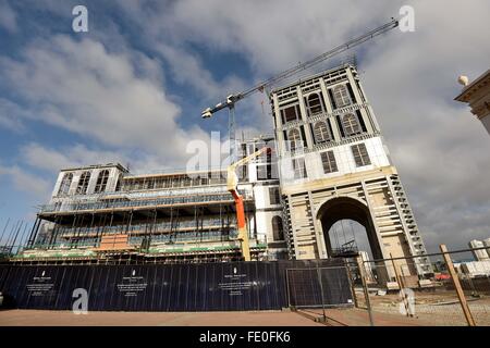 Il Royal Pavilion, lavori di costruzione sulla regina madre quadrato al Poundbury, Dorset, Gran Bretagna, Regno Unito Foto Stock