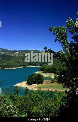 Italia, Basilicata, Parco Nazionale Appennino Lucano Val d'Agri, Lago di Pertusillo Foto Stock