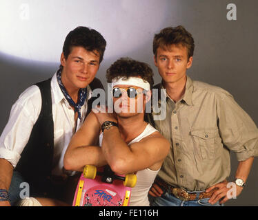 Gruppo pop norvegese a-ha circa il 1986. Da Sinistra: Morten Harket, Mags Furuholmen, Pal Waaktaar Foto Stock