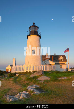 La Contea di Lincoln, Maine: la luce del mattino sulla Pemaquid Point Lighthouse (1835) Foto Stock