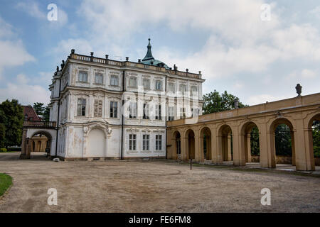 Barocco castello di Ploskovice Foto Stock