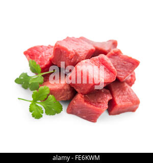 Pila di succosa carne di manzo tagliato a cubetti, macro, soft focus Foto Stock
