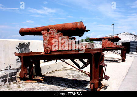 I cannoni a Fort Charlotte a Nassau, New Providence, Bahamas Foto Stock