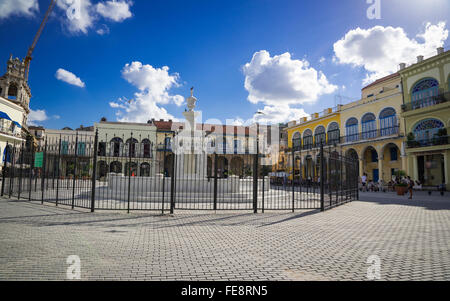 Strada di bella vecchia Havana, Cuba Foto Stock