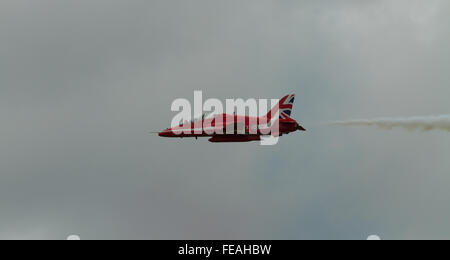 RAF Royal Air Force Team Display frecce rosse Hawk Jet come parte del team di visualizzazione a Cosford Air Show Foto Stock