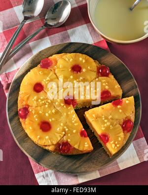 Ananas torta rovesciata Foto Stock