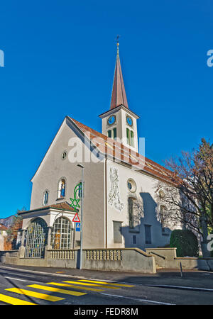 La Chiesa cattolica in Bad Ragaz. Bad Ragaz è una città nel cantone di San Gallo in Svizzera. Esso giace al di sopra di Grisoni Alpi. Spa e la ricreazione village è alla fine della valle di Tamina Foto Stock