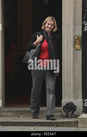 Londra, UK, 13 OTT 2015: Segretario di Stato per l'energia e il cambiamento climatico Ambra Rudd visto al 10 di Downing Street a Londra Foto Stock