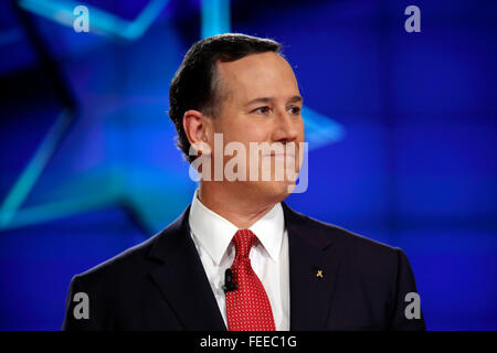 LAS VEGAS NV, Dic 15, 2015, candidato presidenziale repubblicano ex senatore USA Rick Santorum durante la CNN dibattito presidenziale al Venetian di Las Vegas Foto Stock