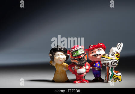 Dipinto a mano mcdonalds happy meal toysfrom Shrek movie Foto Stock