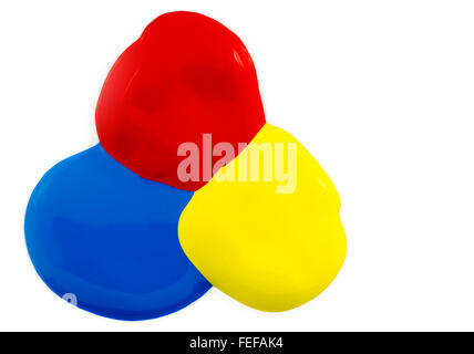 I tre colori di vernice poster rosso blu e giallo su sfondo bianco Foto Stock