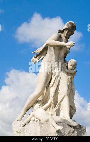 Statua di Medea nel Jardin des Tuileries, Parigi, Francia Foto Stock