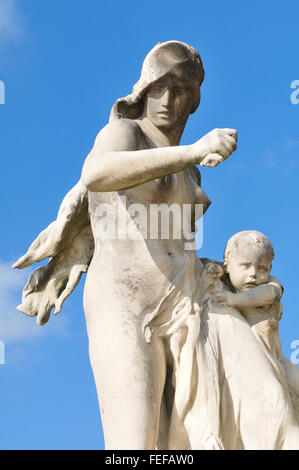 Statua di Medea nel Jardin des Tuileries, Parigi, Francia Foto Stock