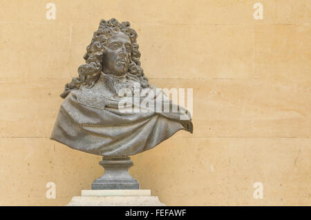 Statua raffigurante Luigi XIV in Place de la Concorde a Parigi, Francia Foto Stock