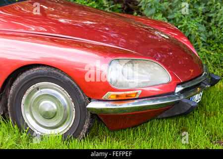 Auto d'epoca, Citroen DS, close-up di dettaglio anteriore Foto Stock