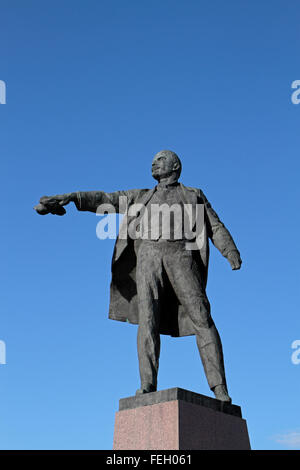 Statua di Lenin a Moskovskaya Square, San Pietroburgo, Northwestern, Russia. Foto Stock