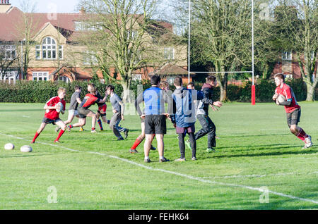 Rugby Pratica su St Legend's Park, Cambridge, Regno Unito Foto Stock