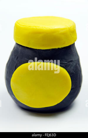 Copia di Marmite Jar realizzato da Play-Doh. Foto Stock