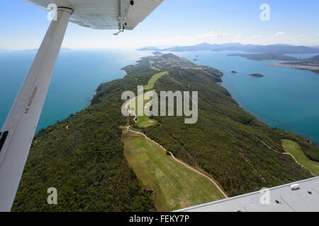 Vista aerea del campo da golf sulla Hamilton Island, Isole Whitsunday, Queensland, Australia Foto Stock