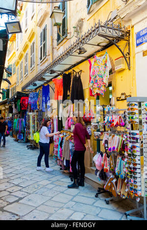 Via dello Shopping per i turisti, città vecchia, Corfu, isole Ionie, Grecia Foto Stock