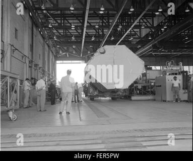 Questa immagine fa parte della Atlas negative Collection, un importante archivio di negativi fotografici. La collezione conserva immagini storiche, documentando vari momenti nel tempo in contesti e luoghi diversi. Foto Stock