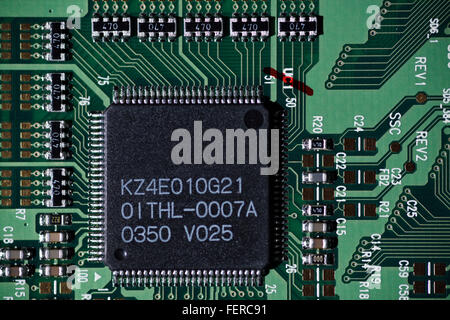 Microchip elettronico da un computer portatile scheda di circuito integrato Foto Stock