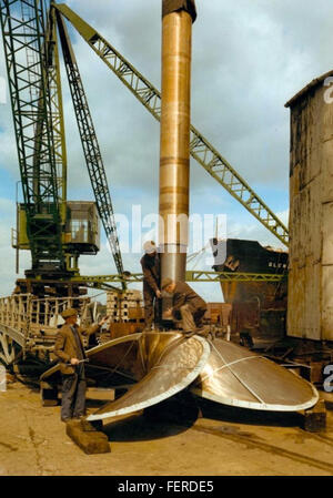 Lavorando su un propulsore a Readhead cantiere lavorando su un propulsore a Readhead cantiere Foto Stock