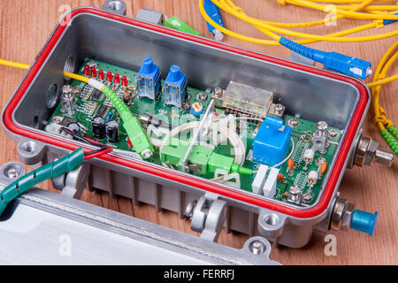 Dispositivo in fibra ottica pronti per la trasmissione di dati a pacchetto Foto Stock