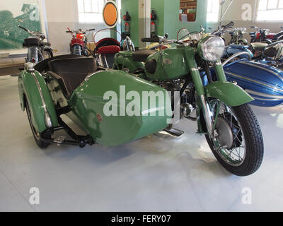 1952 ZC3BCndapp Gespann KS 601 592cc 34hp 125kmh Der legendC3A4re GrC3BCne Elefant Bild 2 Foto Stock