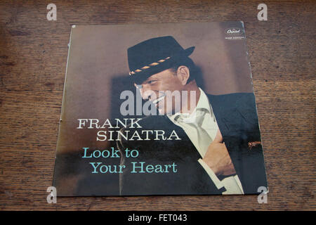 La copertura di Frank Sinatra's 1959 album Guarda al tuo cuore Foto Stock