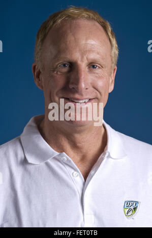 Orlando, Florida, Stati Uniti d'America. Xxi Aprile, 2009. Orlando Coach Jim Haslett ritratto scatta durante la United Football League incontri presso il Rosen Shingle Creek. © Scott A. Miller/ZUMA filo/Alamy Live News Foto Stock