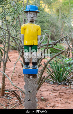 Aloalo, funebre tradizionale scultura palo, Berenty, Fort Dauphin, provincia di Toliara, Madagascar Foto Stock