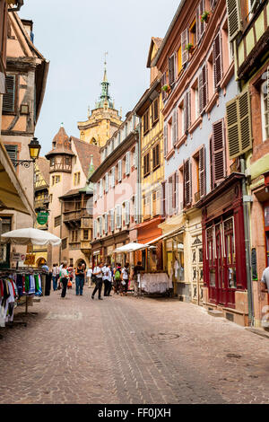 Tipico palazzo nella città vecchia di Colmar, Alsazia, Haut-Rhin, Francia, Europa Foto Stock